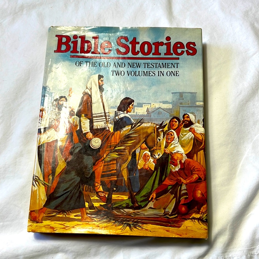 Kids Bible stories old & New Testament 2 volume in one pre- loved but unread